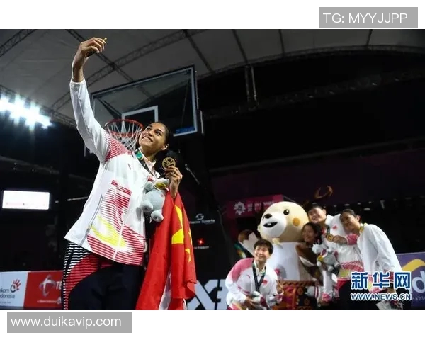 中国篮球巨星的崛起与辉煌成就探讨，谁才是当今最强篮球明星
